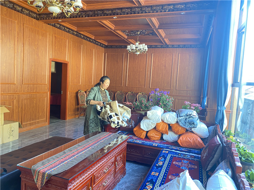 王德芬.jpg 王德芬.jpg