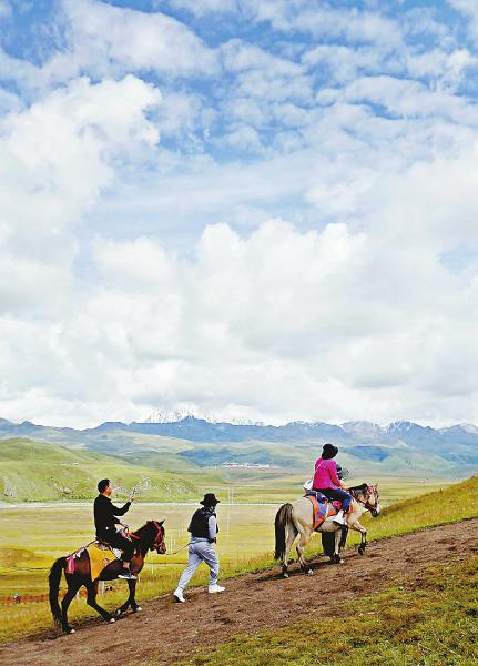 在塔公草原.jpg 在塔公草原.jpg