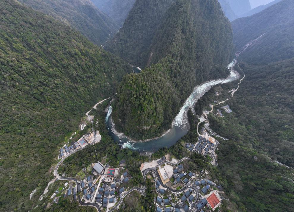 2023年3月10日，獨(dú)龍江航拍。